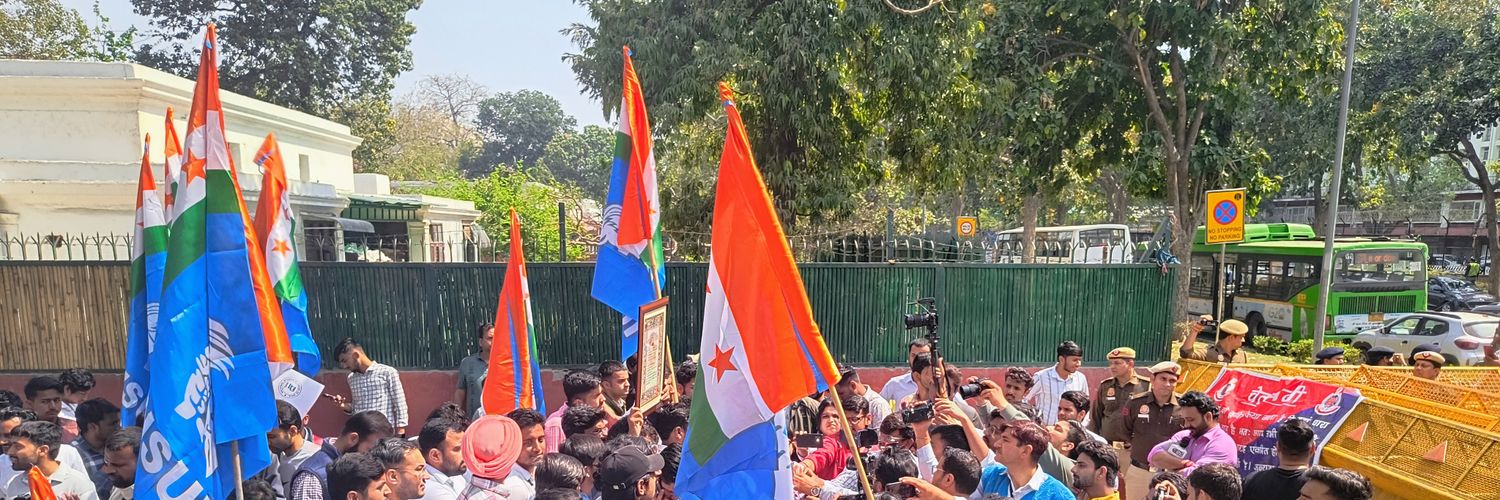 Vivek Giri banner