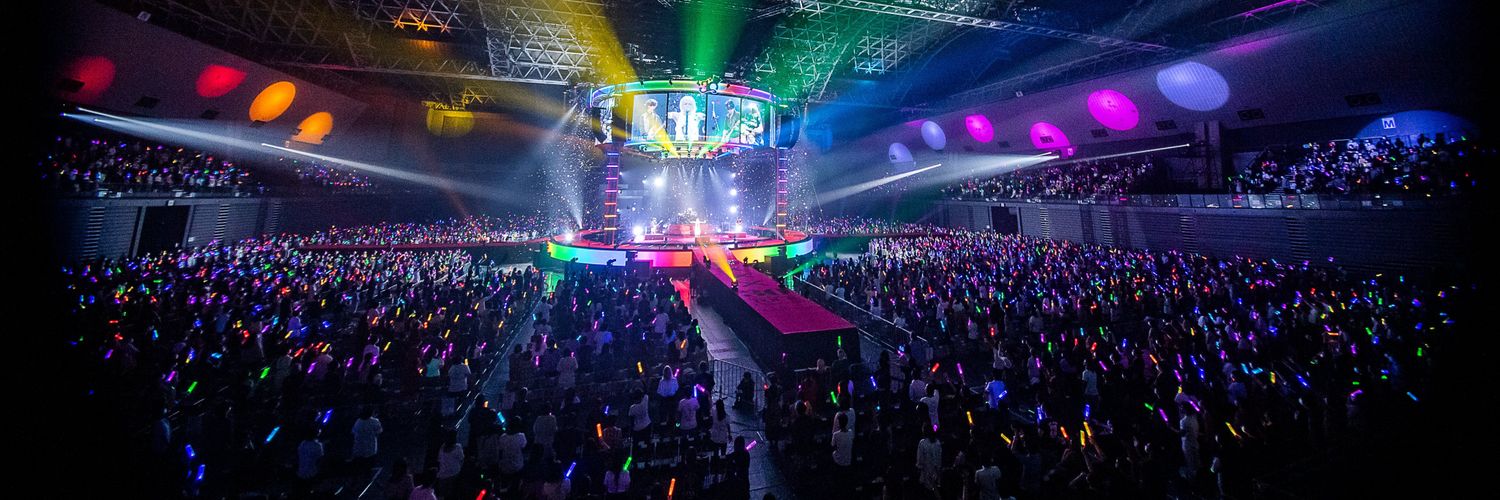 mililism's profile banner image