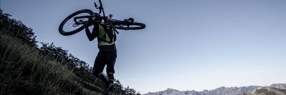 Ivan15352330's profile banner image
