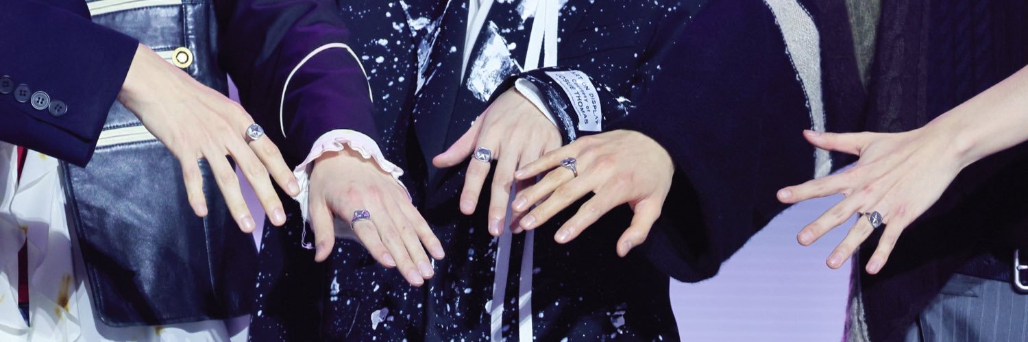 ari : 7th year 𖤐 | vai ver o bts banner