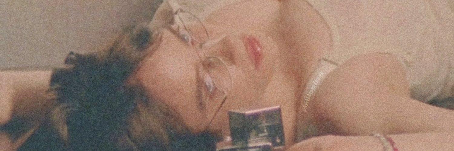 billie’s archive ✧.* banner
