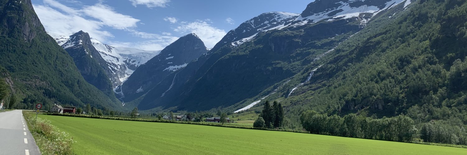 littavall's profile banner image