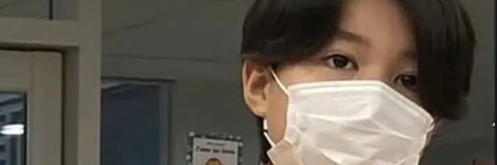 귀 banner