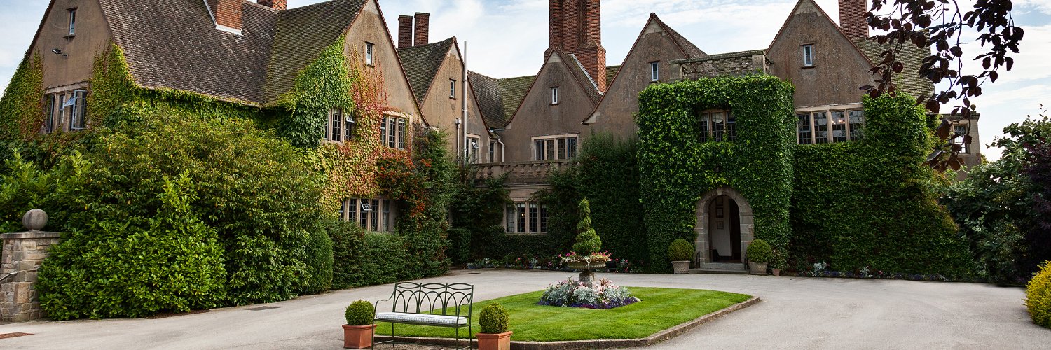 Mallory Court banner