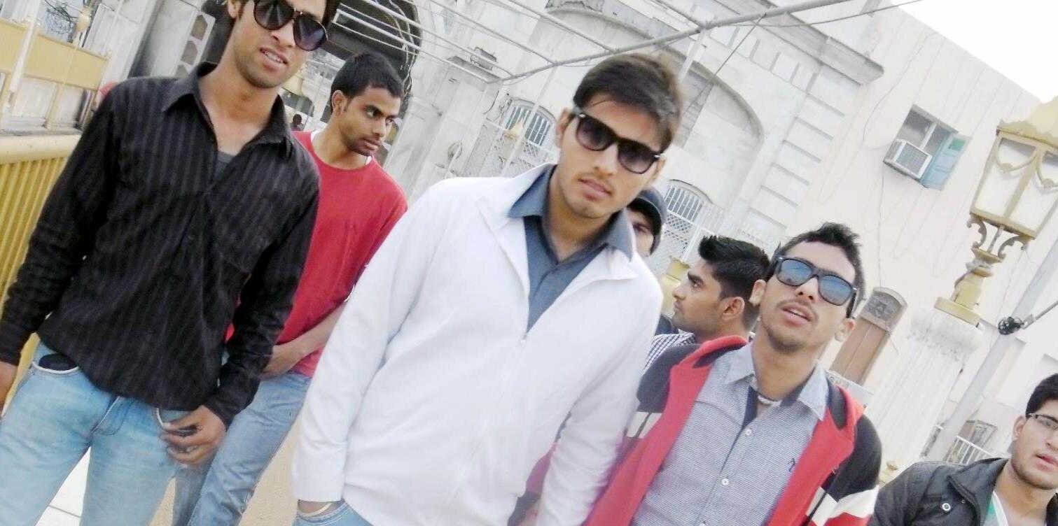 mayankdevills's profile banner image