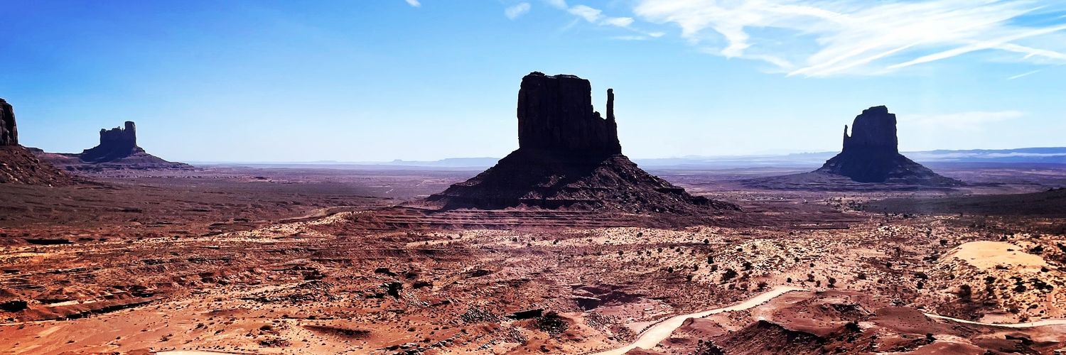 Alex Dackevych banner