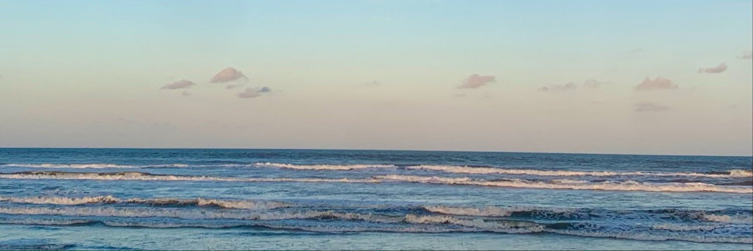 Wherearevic's profile banner image