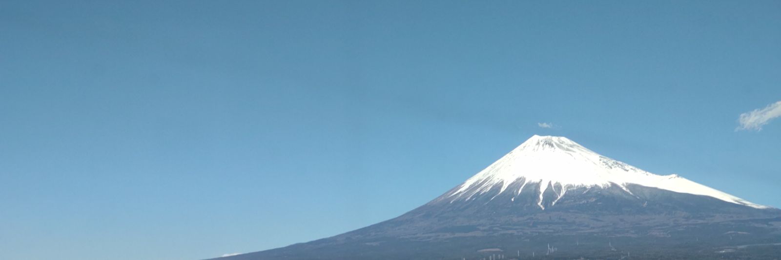 ykmcnk's profile banner image