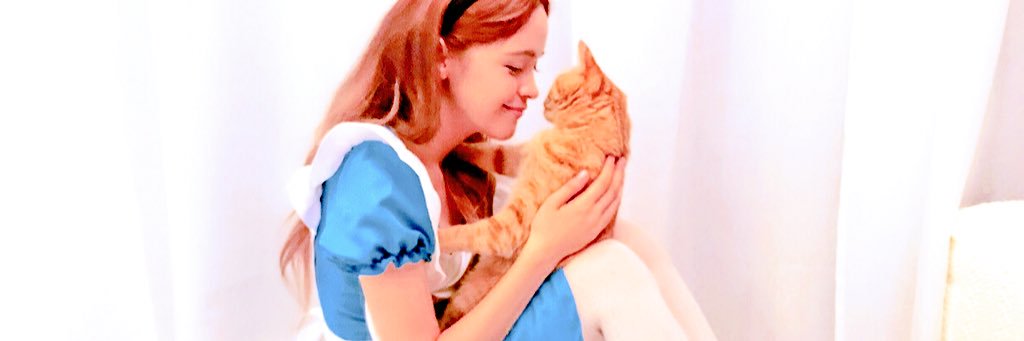 AmandaC_1's profile banner image