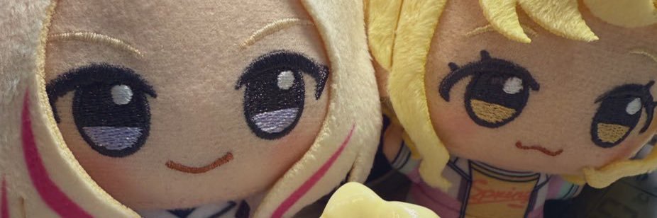 suloea's profile banner image