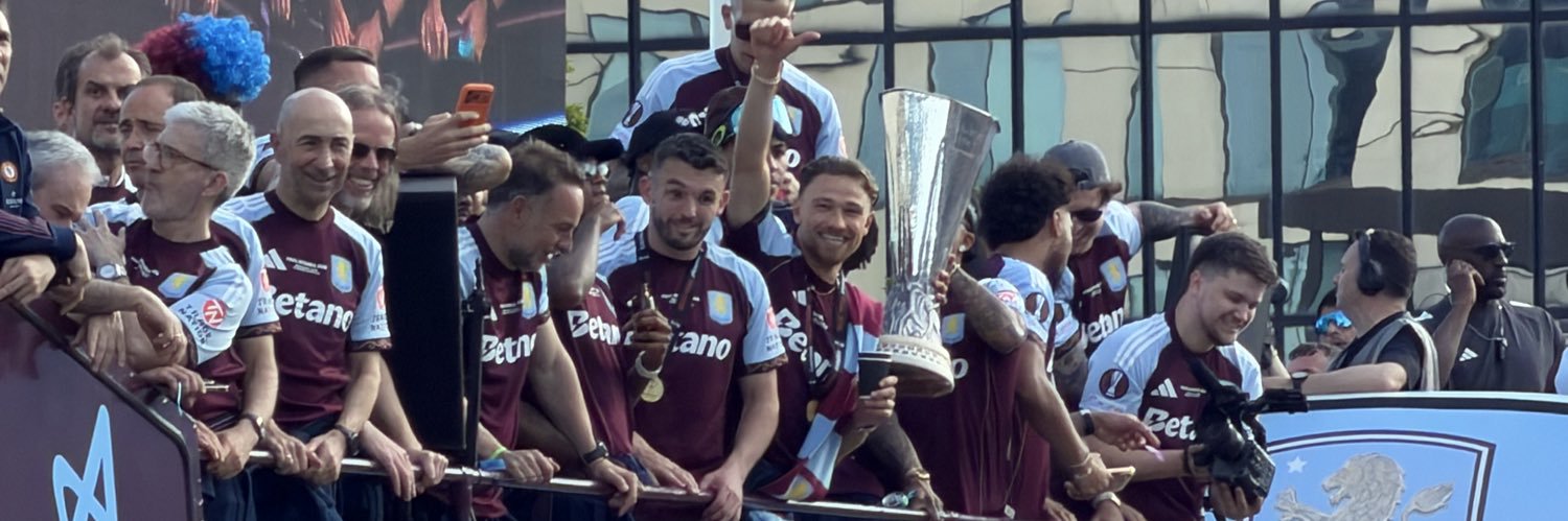 isb90_'s profile banner image