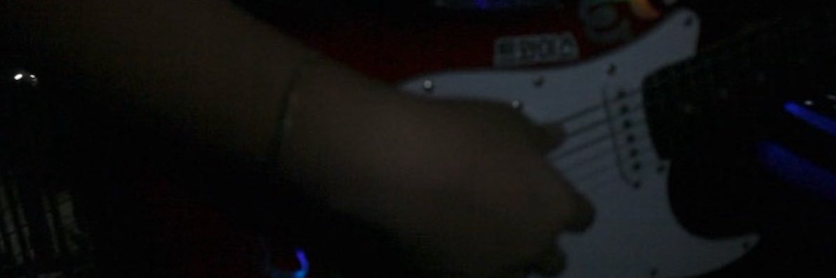 zhyu_cw's profile banner image