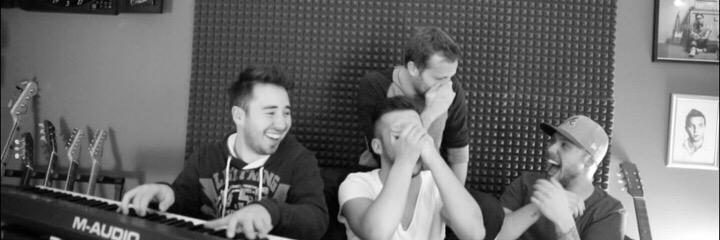 Elmozen's profile banner image