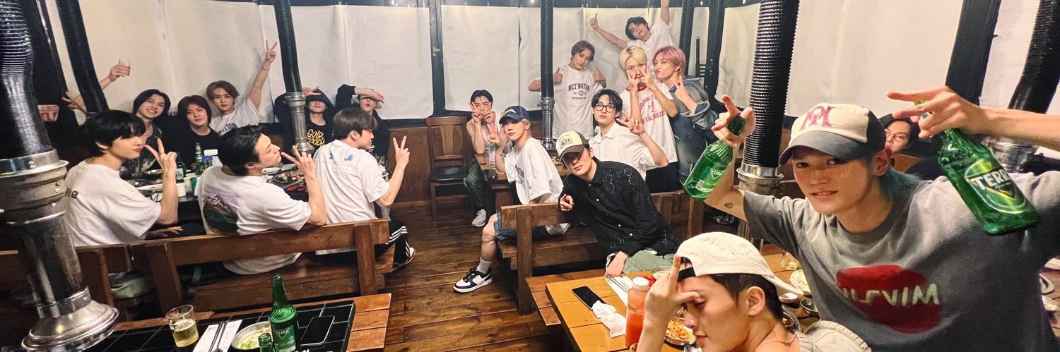 🌕🐻 banner