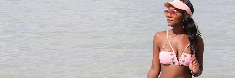 IshaCarol's profile banner image