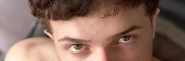 Brenotwink Profile Banner