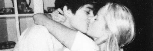 ari banner
