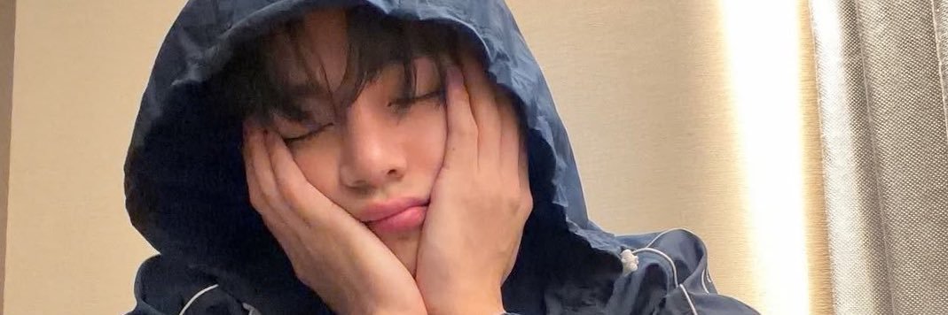 rosefizzle_'s profile banner image