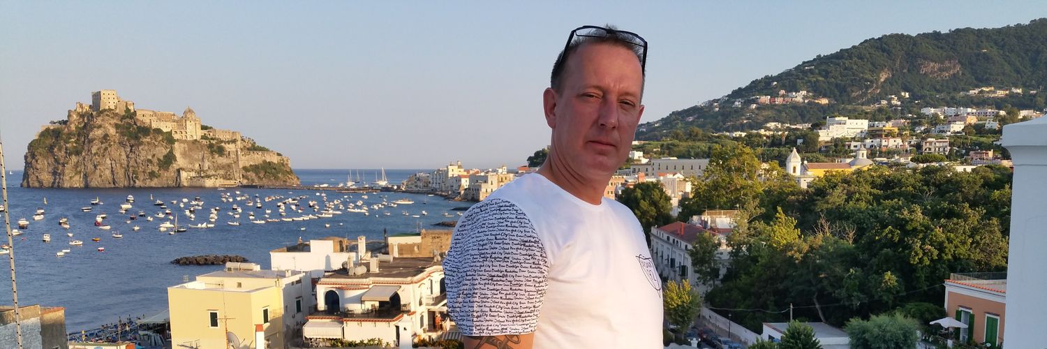 robertkiersztan's profile banner image