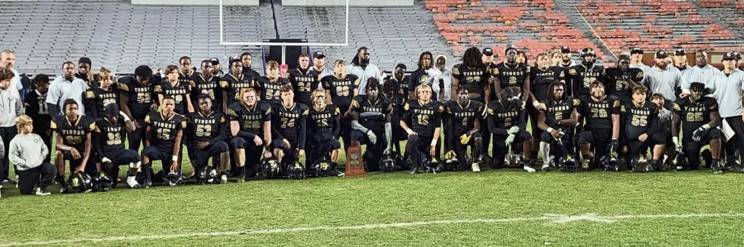 B.B. Comer High School Football banner