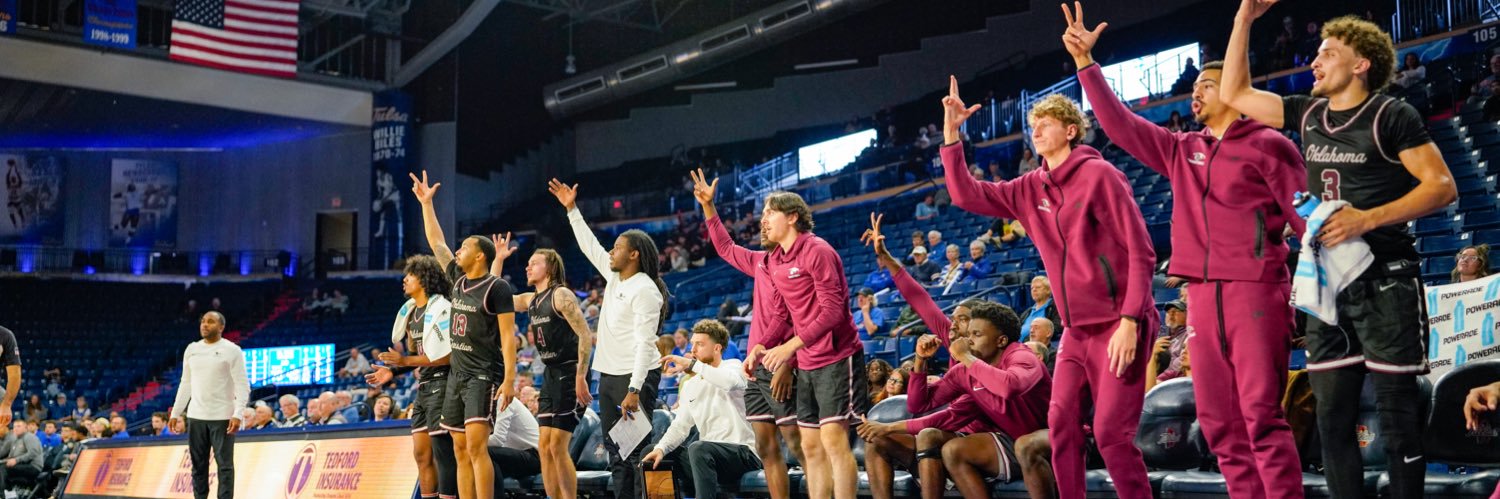 CoachRoy3_'s profile banner image