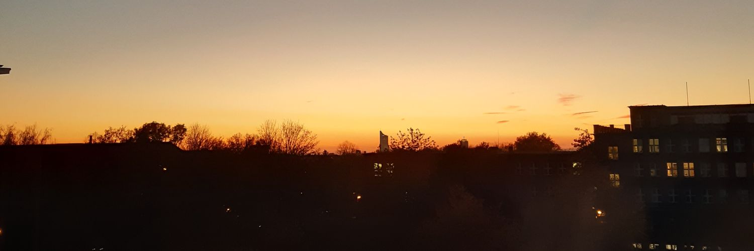 kat_neubert's profile banner image