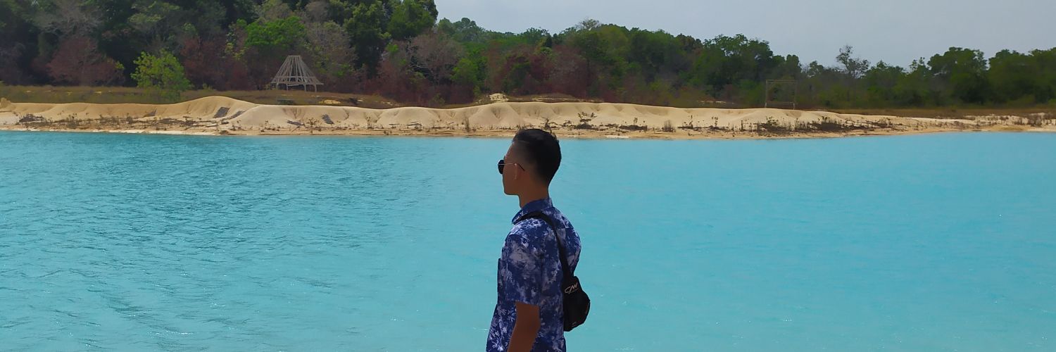 abedavee's profile banner image