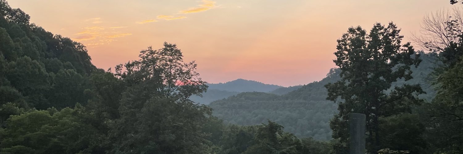 haleyypeck's profile banner image