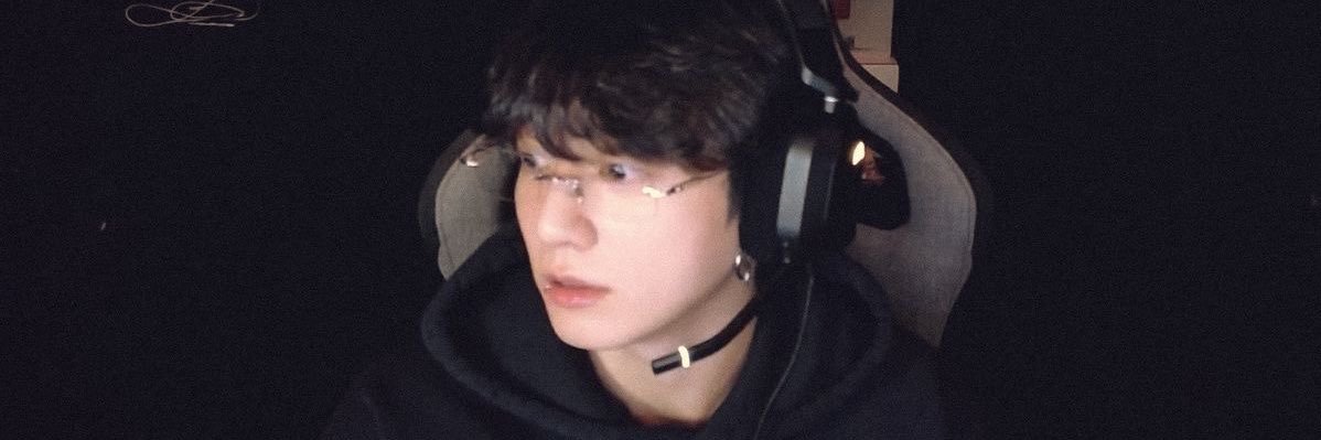 ginadrn's profile banner image