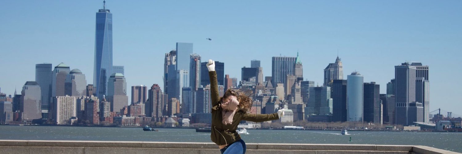 julie_vis's profile banner image