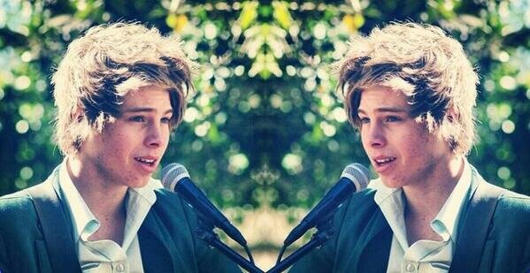 Luke5SOS_botth's profile banner image