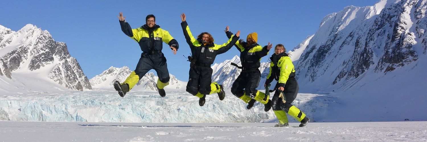 Daniel Fernández Román banner