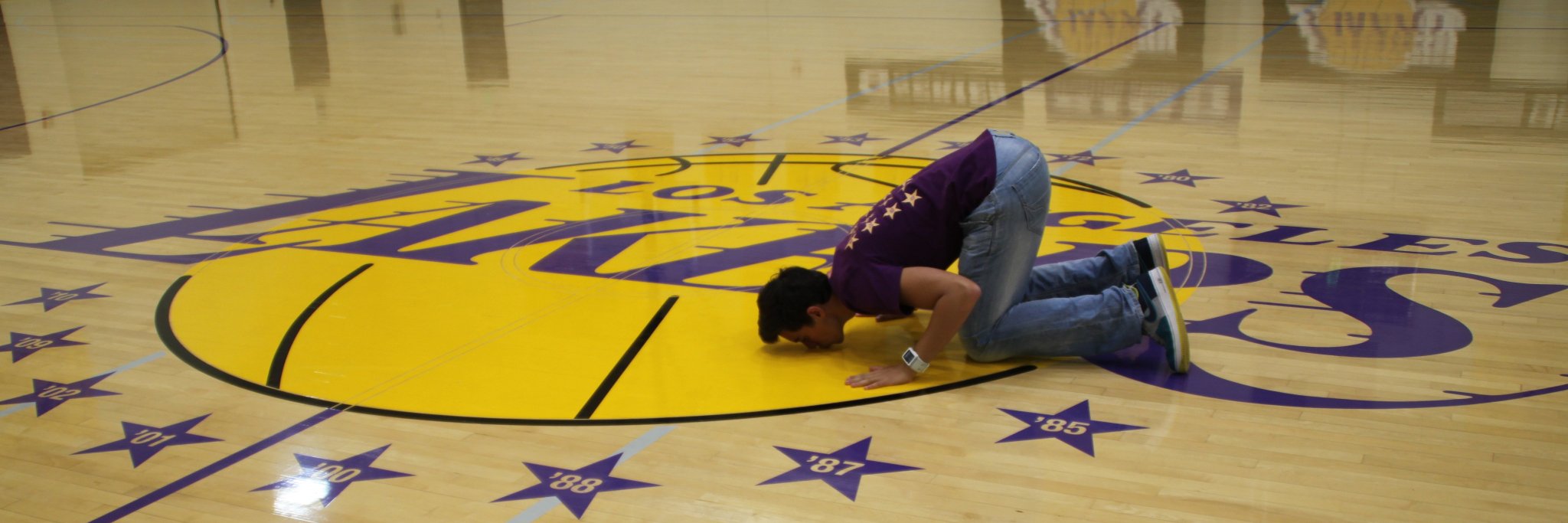 Adrián Rodríguez🏀👌💛💜's banner