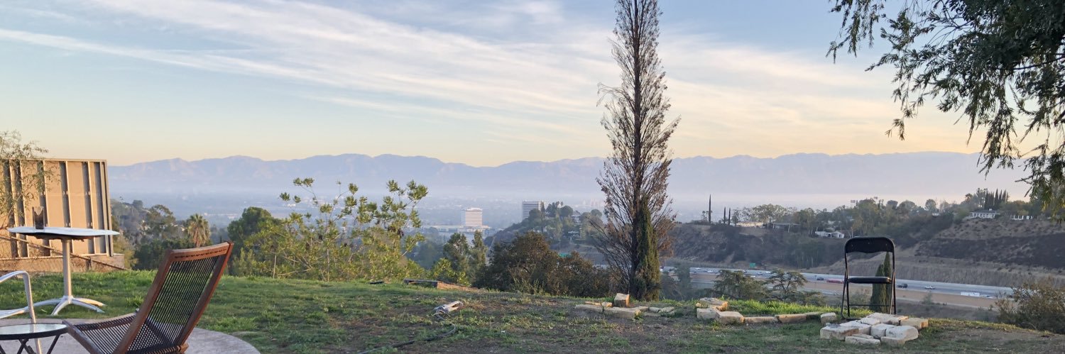 danielaeobregon's profile banner image