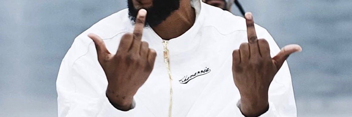 Rellytwoonefive's banner