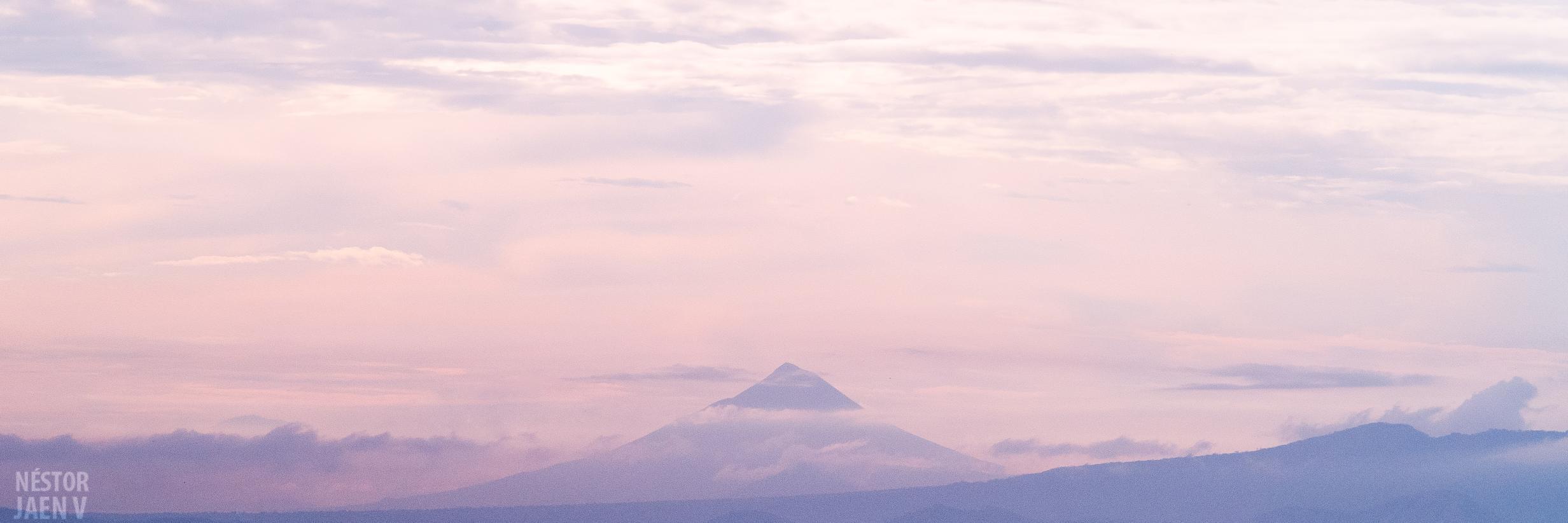 njaen's profile banner image