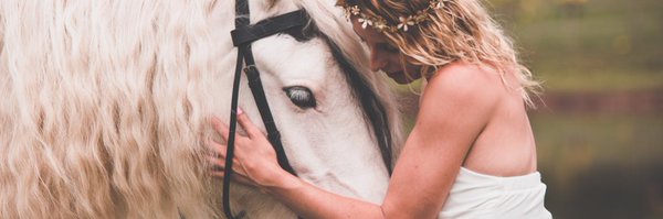 ModelFol_io Profile Banner