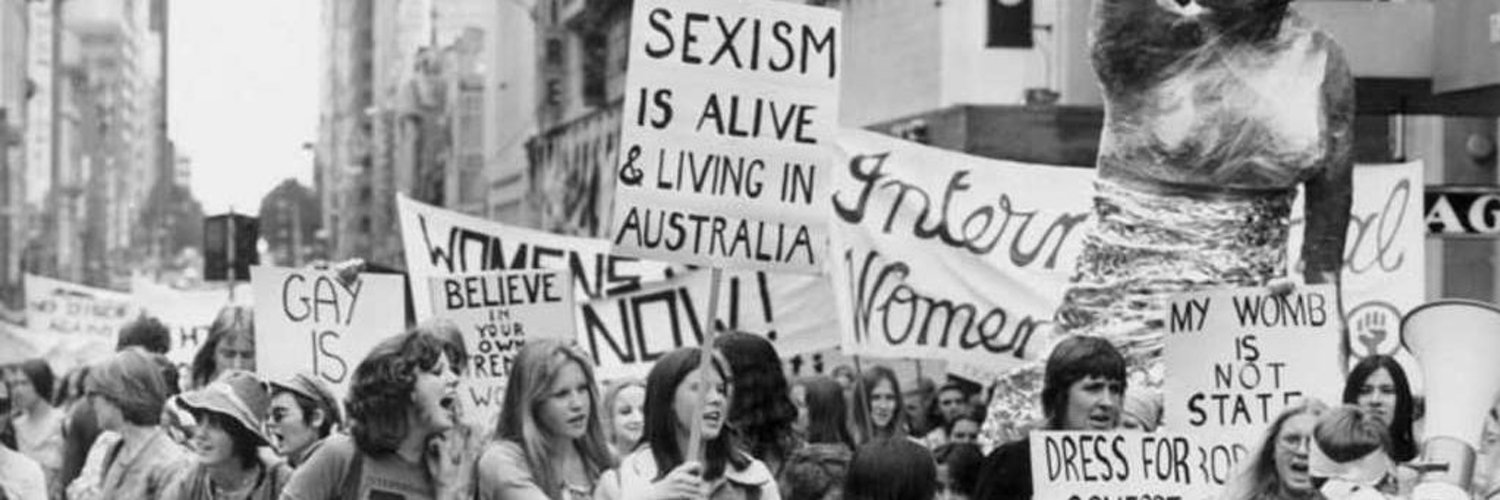 мужской коллектив. сексизм иллюстрации. описать женщину. сексизм. сексизм к женщинам.