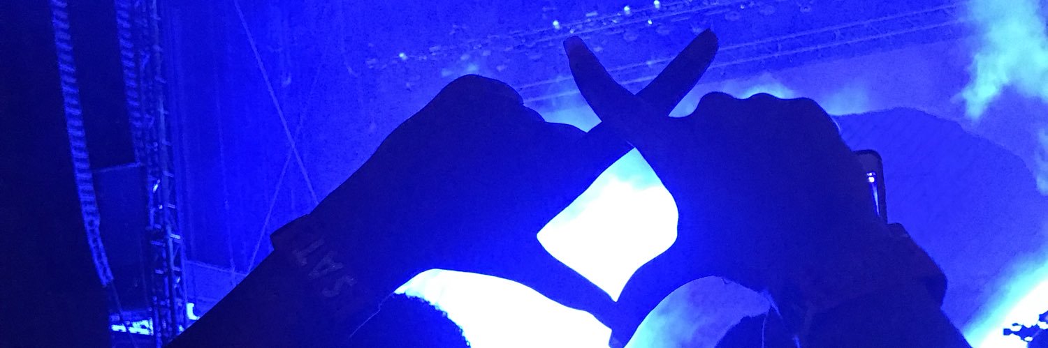 suhanee19's profile banner image