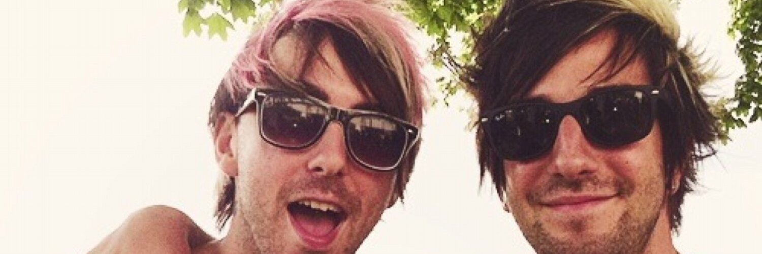 Alexander William Gaskarth - Twitter - wide 4