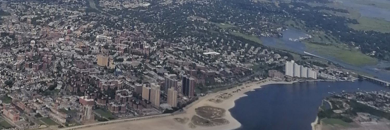 Bárbara León banner