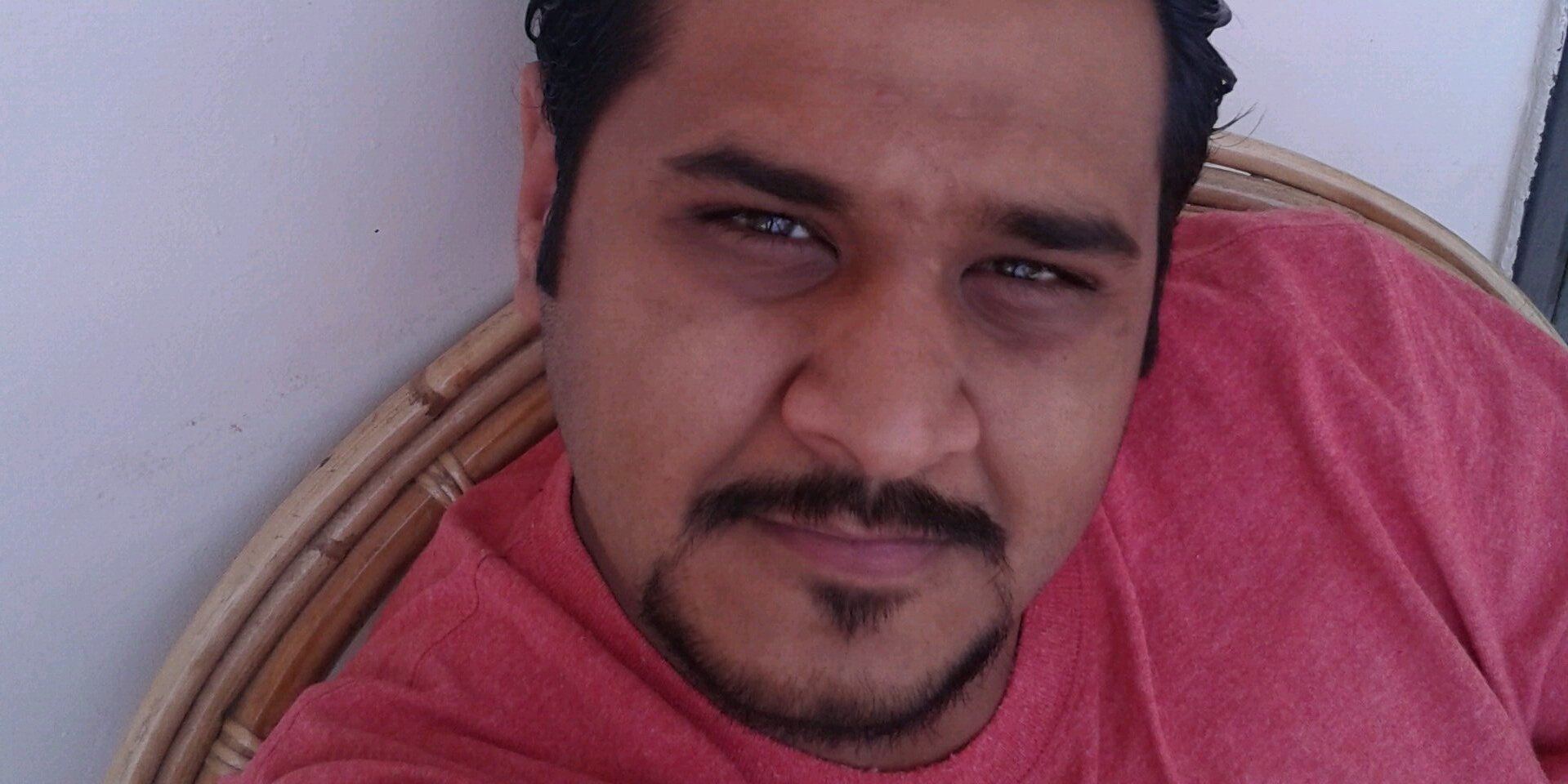 esooali's profile banner image
