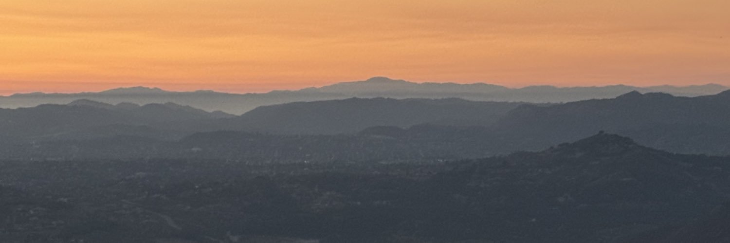 aimeeverayo's profile banner image