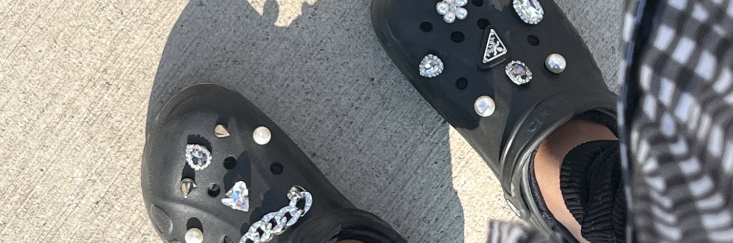 J_Elyse316's profile banner image