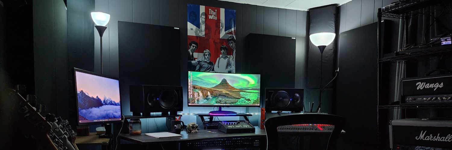 Hurls77's profile banner image