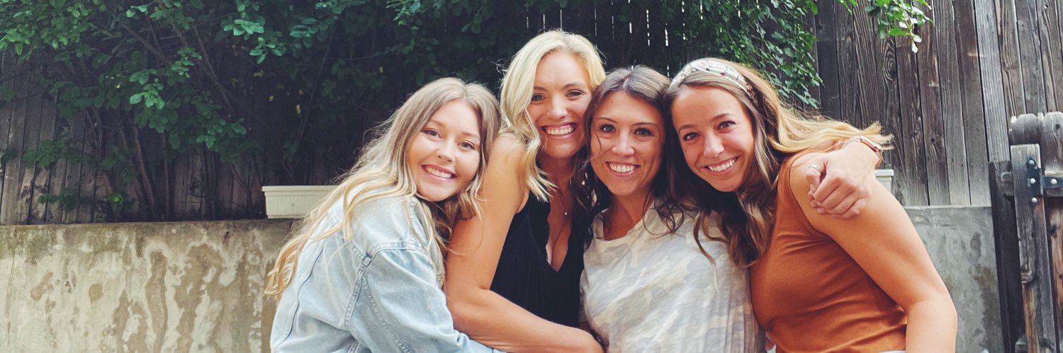 sydneybeeeee's profile banner image
