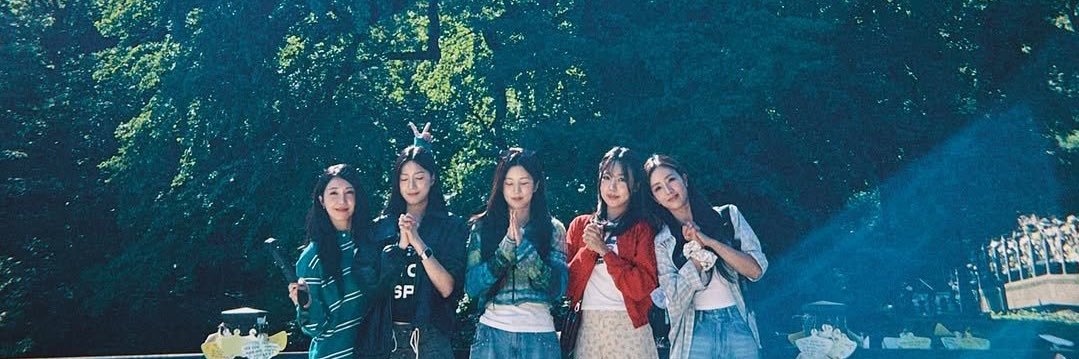 kito with ΛPIИK banner