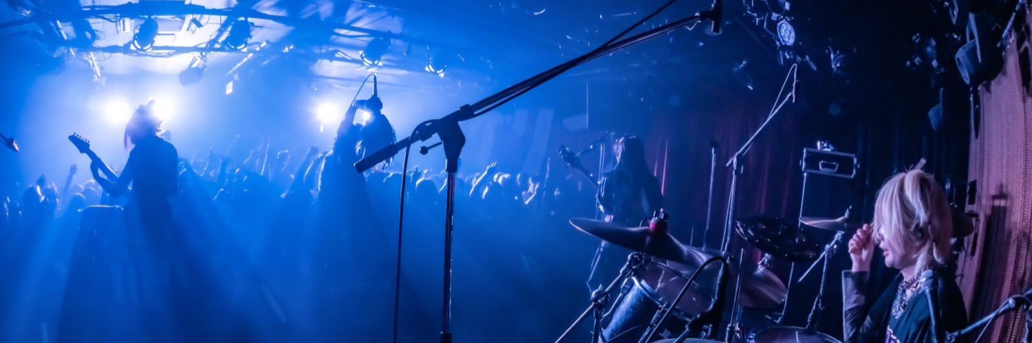 horizontal_ami's profile banner image