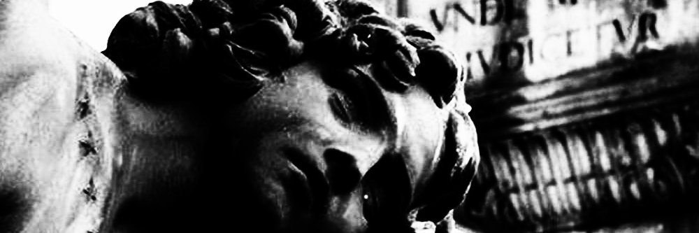 3 close banner