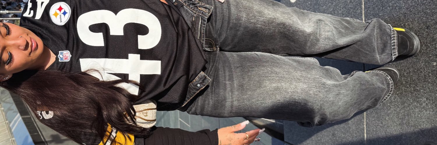 🦋 Karolinaa 🦋 banner